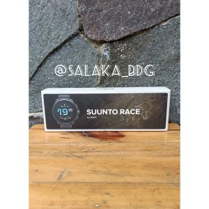 Suunto Race All Black